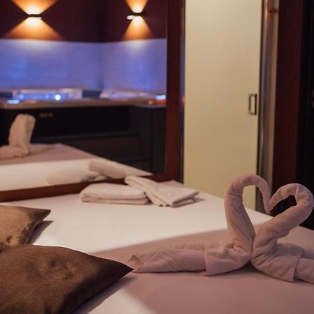 Wellness Relax - Luxusni Ξενοδοχείο Πράγα Εξωτερικό φωτογραφία