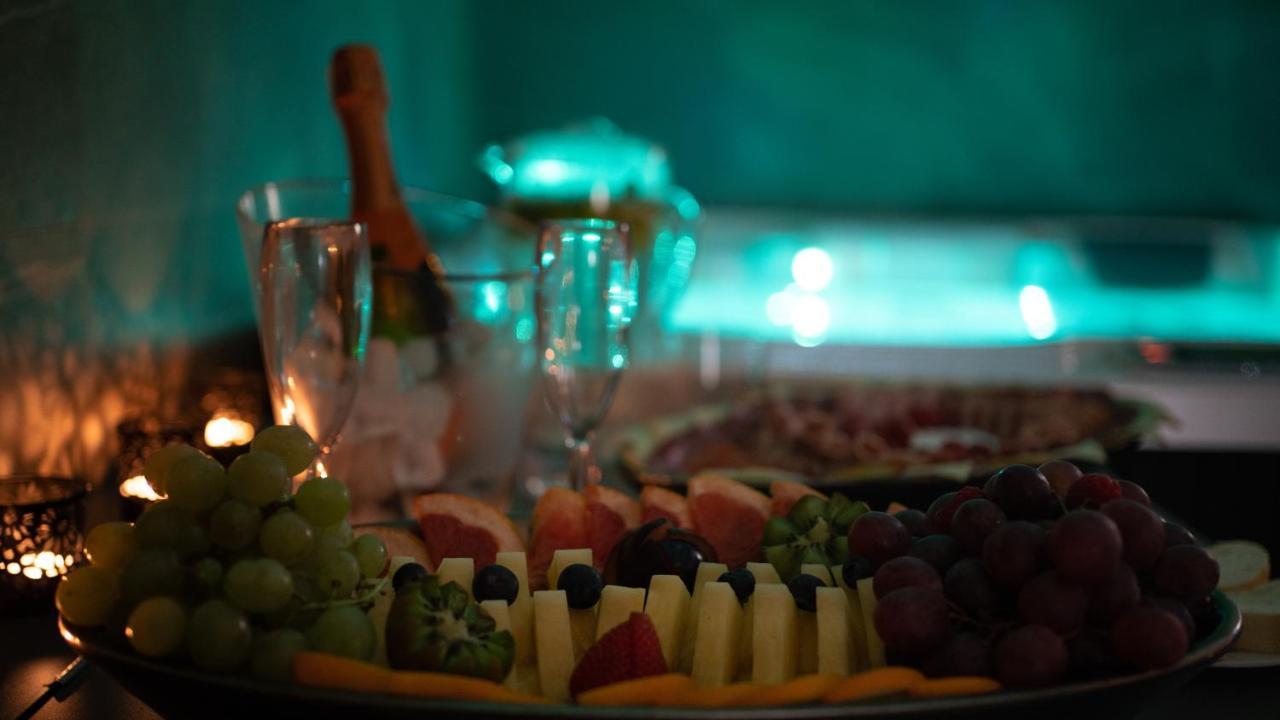 Wellness Relax - Luxusni Ξενοδοχείο Πράγα Εξωτερικό φωτογραφία