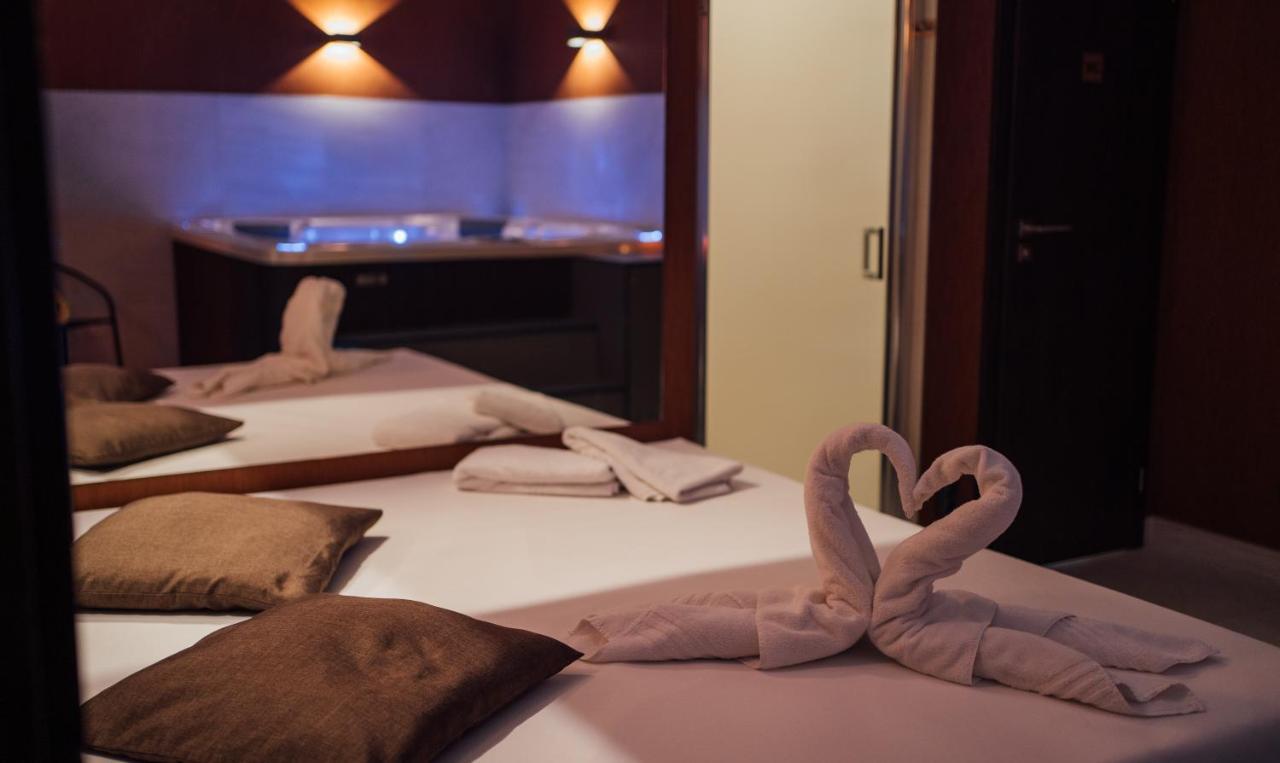 Wellness Relax - Luxusni Ξενοδοχείο Πράγα Εξωτερικό φωτογραφία